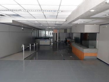 Local comercial en venda a Calle Policarpo Sanz