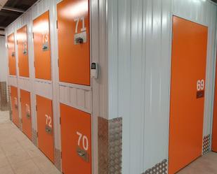 Box room to rent in  Madrid Capital  with Alarm