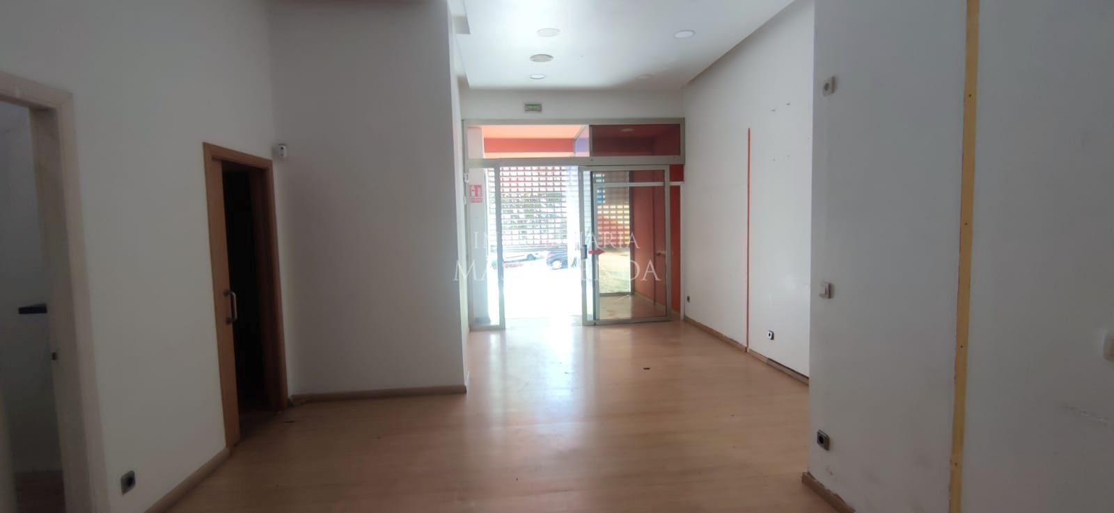 Geschaftsraum zur Miete in Martínez Echegaray, As Travesas - Balaídos, Centro Urbano