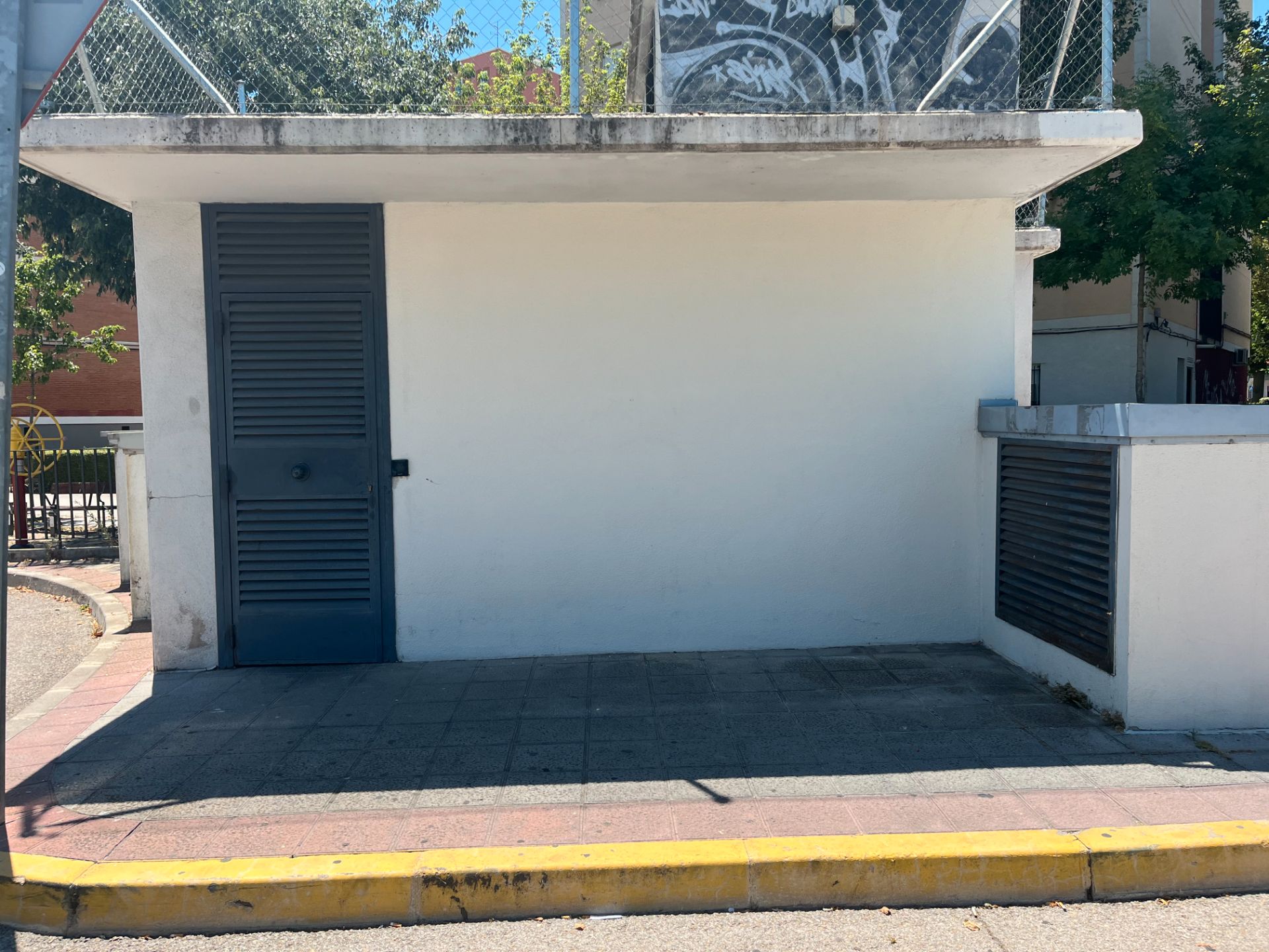 Exterior view of Garage for sale in Fuenlabrada