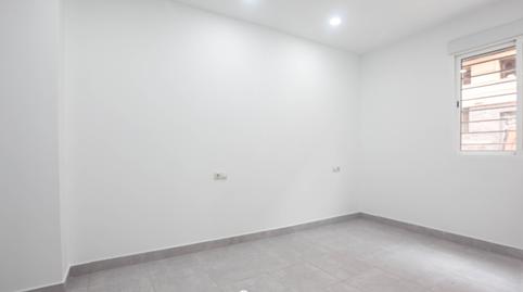 Foto 5 de Planta baixa en venda a Sants-Badal,  Barcelona Capital