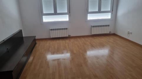 Photo 2 of Flat to rent in Calle Agustina de Aragón, Cadrete, Zaragoza