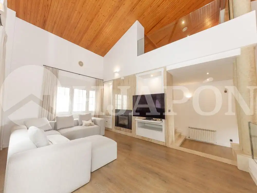 Sala de estar de Casa o chalet en venta en Argentona con Aire acondicionado, Calefacción y Jardín privado