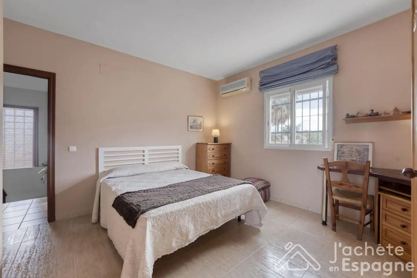 Habitación de Casa o chalet en venta en Málaga con Aire acondicionado, Jardín privado y Terraza