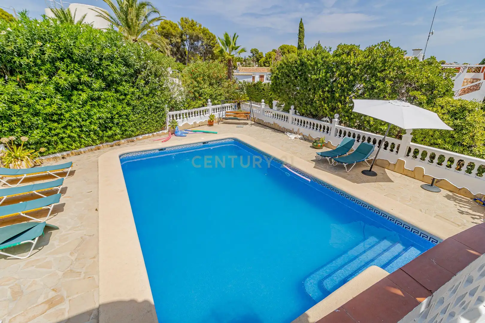 Swimming pool of Houses for rent in Calpe / Calp  with Air Conditioner, Private garden and Swimming Pool