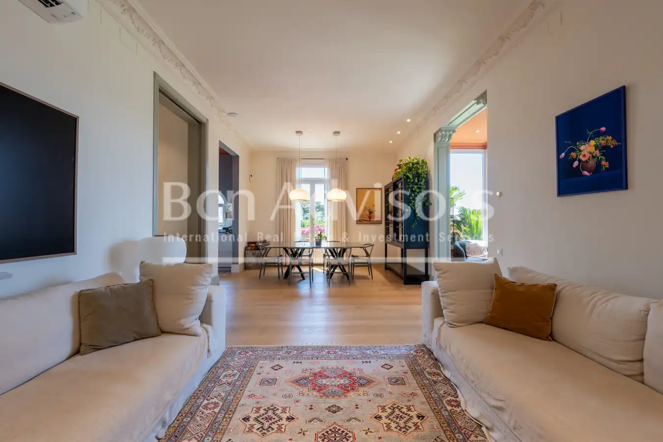 Sala d'estar de Casa o xalet de lloguer en Barcelona amb Aire condicionat, Calefacció i Jardí privat