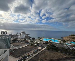 Exterior view of Flat to rent in  Santa Cruz de Tenerife Capital  with Air Conditioner