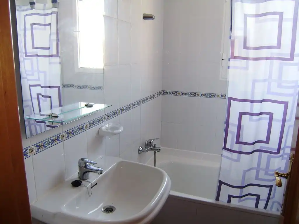 Flat with pool to rent in Juzgados - Plaza de Toros, imagen 4