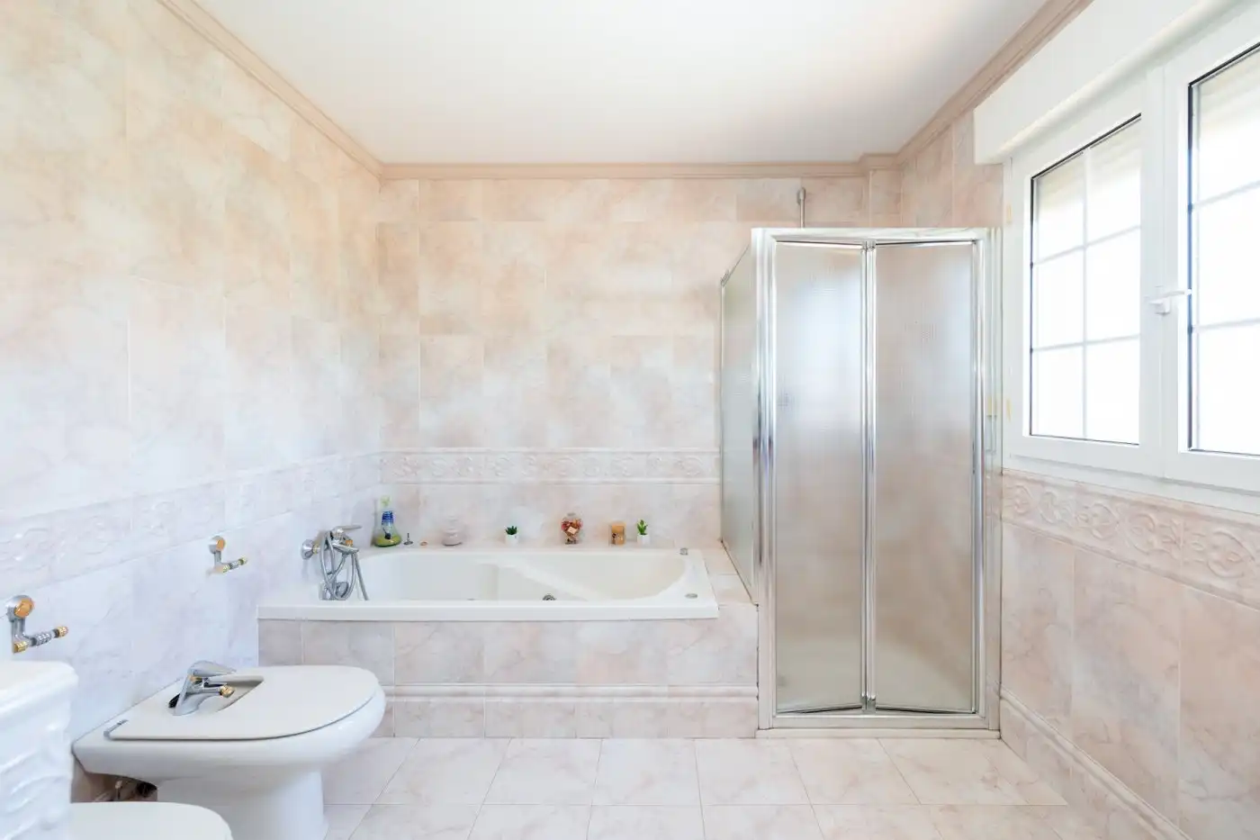 Chalet con piscina en venta en Calle del Abedul, imagen 33