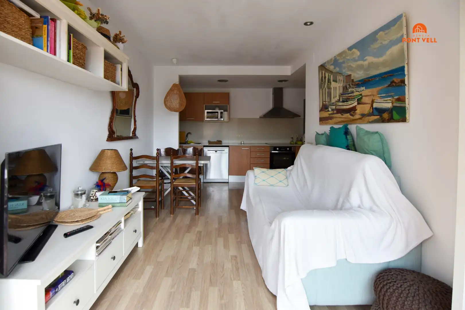 Living room of Flat for sale in Palafrugell  with Air Conditioner, Terrace and Furnished