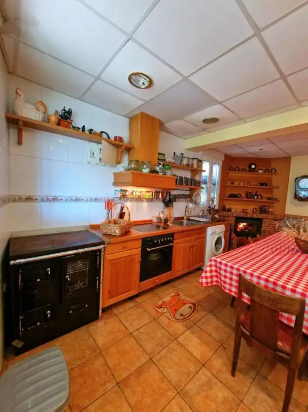 Casa o xalet en venda a Medina de Pomar