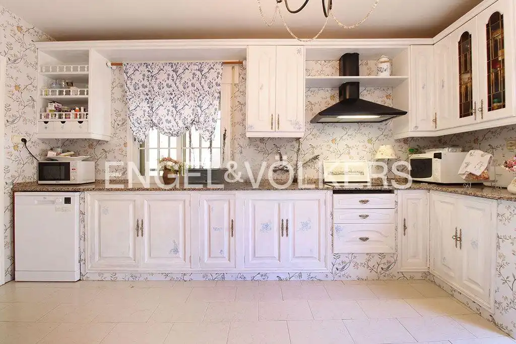 Cocina de Finca rústica en venta en Valdemorillo con Calefacción, Jardín privado y Piscina