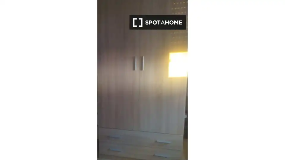Habitación de Piso para compartir en Paterna con Aire acondicionado, Calefacción y Terraza