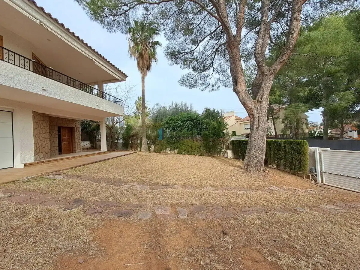 Jardín de Casa o chalet en venta en Benicasim / Benicàssim con Jardín privado, Terraza y Piscina