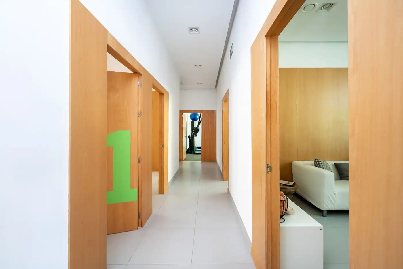 Business premises for sale in Calle bruselas, imagen 16