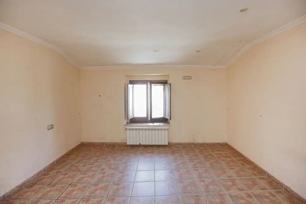Dúplex en venta en Mieres (Girona) con Calefacción