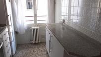 Kitchen of Flat for sale in  Zaragoza Capital  with Air Conditioner, Heating and Terrace