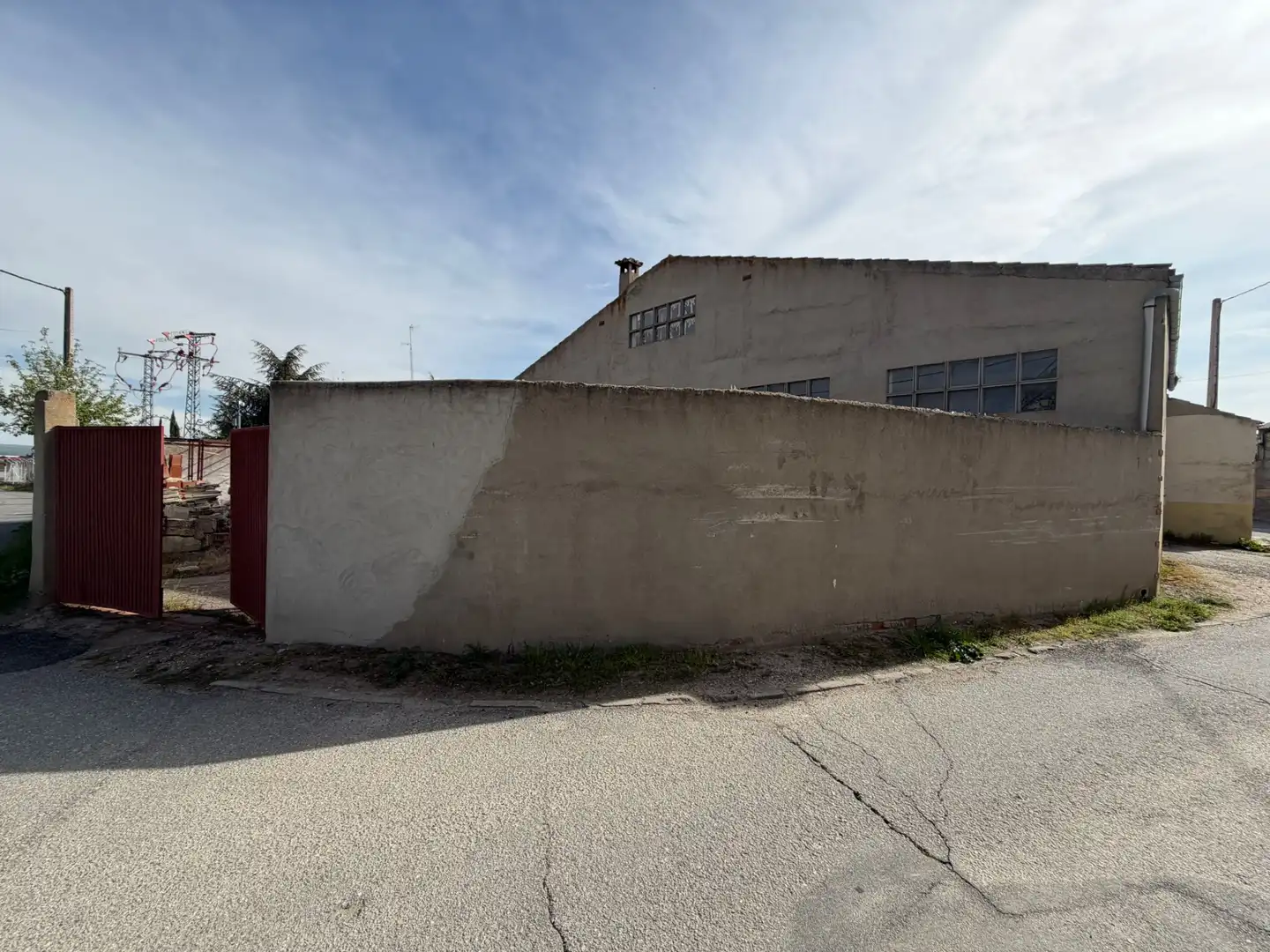 Vista exterior de Nave industrial en venta en Ávila