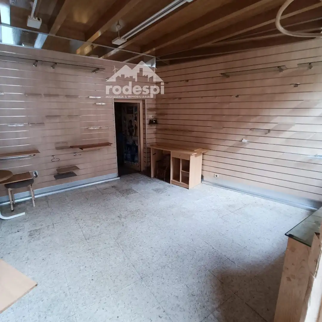 Local comercial en alquiler en Ponteareas, imagen 3