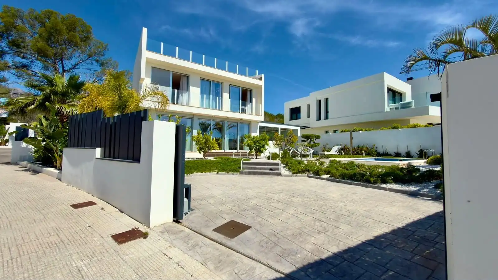 Vista exterior de Casa o chalet en venta en La Nucia con Terraza