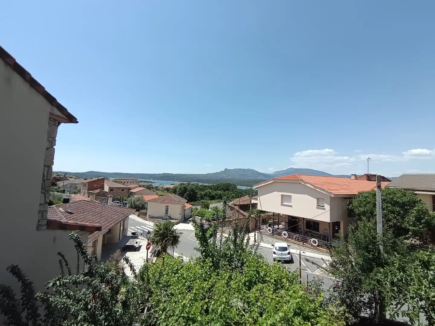 Außenansicht von Wohnung zur Miete in Cervera de Buitrago mit Heizung, Terrasse und Möbliert