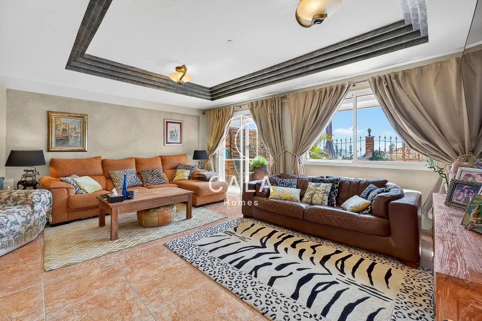 Sala de estar de Casa adosada en venta en Adeje con Jardín privado, Terraza y Trastero
