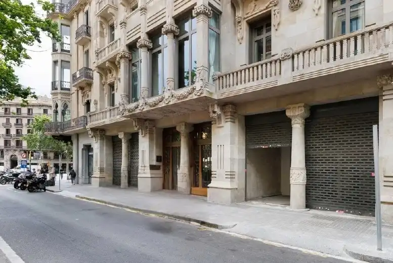 Local de lloguer a Rambla de Catalunya, Dreta de l'Eixample
