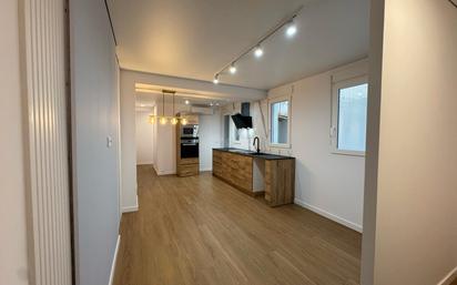 Flat for sale in  Valencia Capital  with Balcony