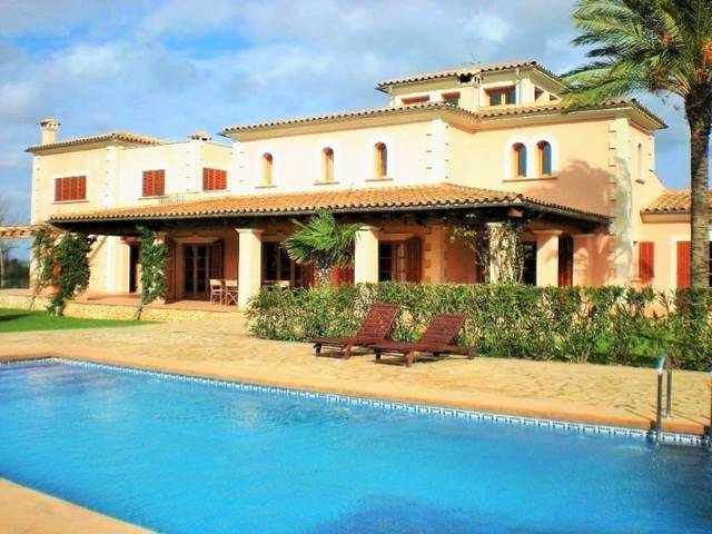 Finca rústica en Venta en Petra