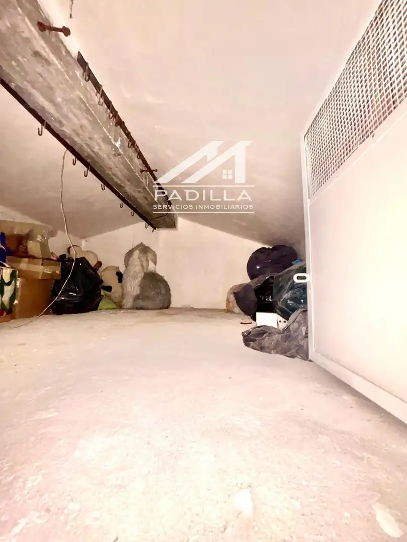Parking de Casa o chalet en venta en El Viso de San Juan con Calefacción, Trastero y Piscina