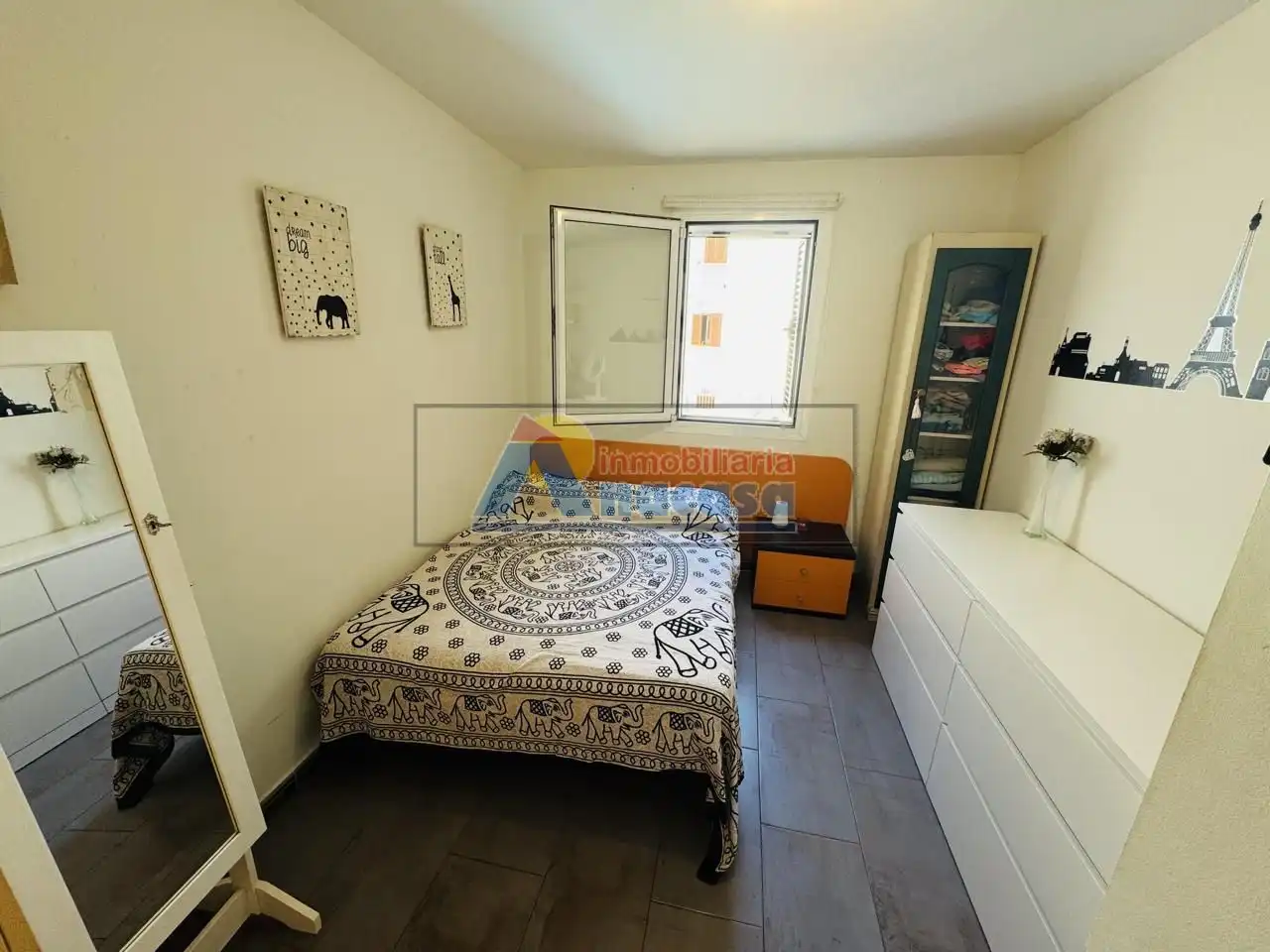 Bedroom of Flat for sale in Oliva  with Air Conditioner, Terrace and Furnished