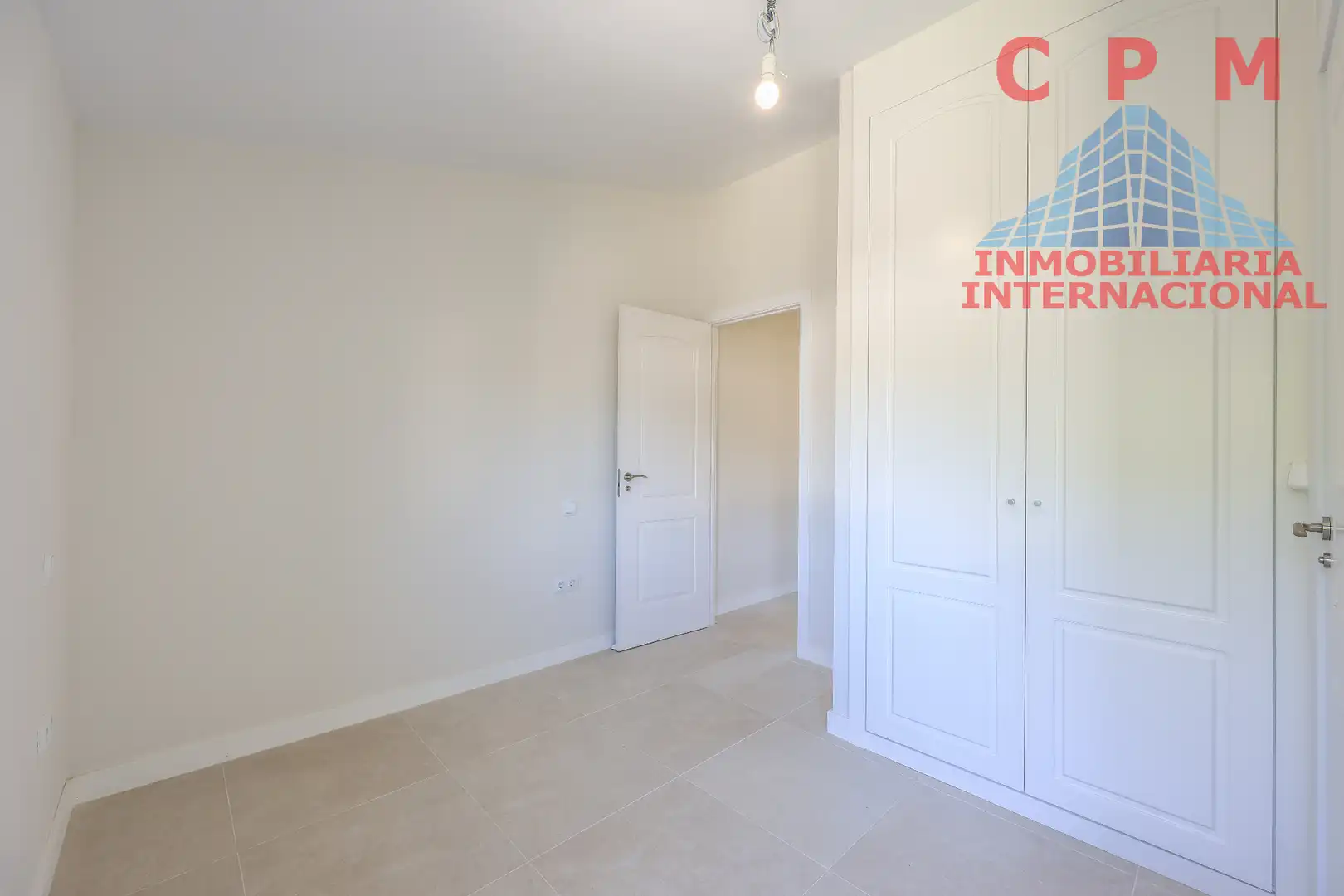 Dormitori de Casa adosada de lloguer en Madrid amb Aire condicionat, Calefacció i Parquet