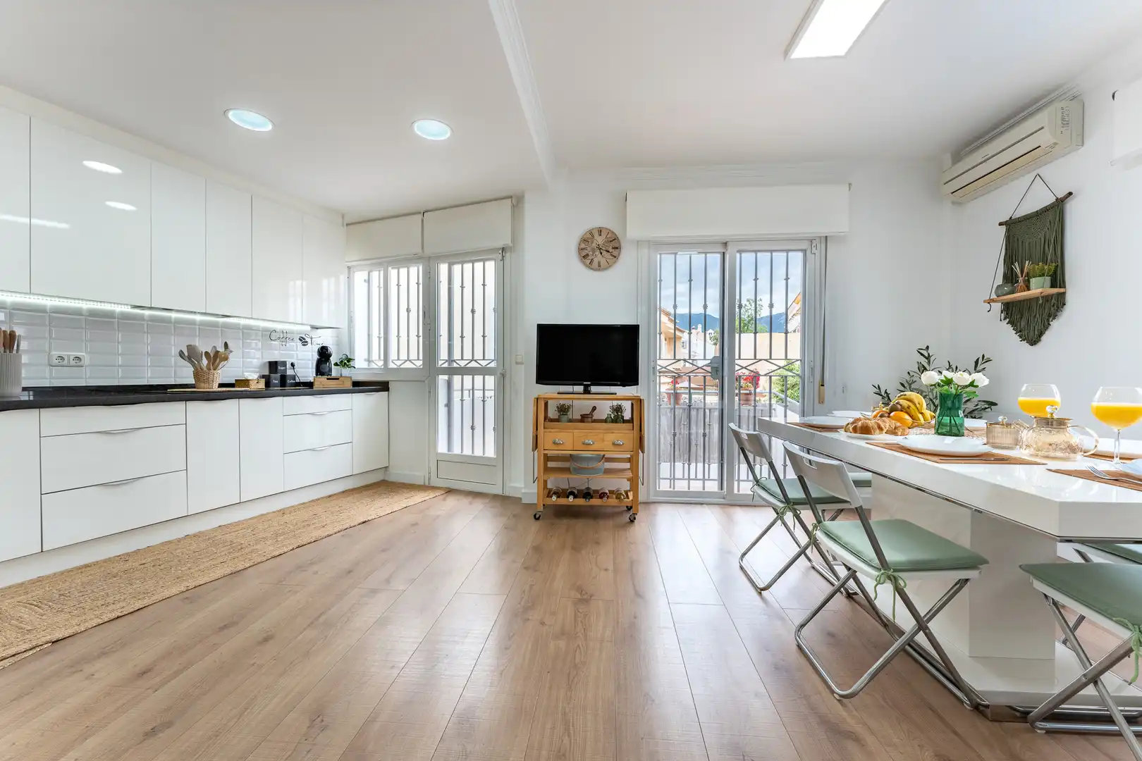 Kitchen of Houses for rent in Fuengirola  with Air Conditioner, Terrace and Swimming Pool