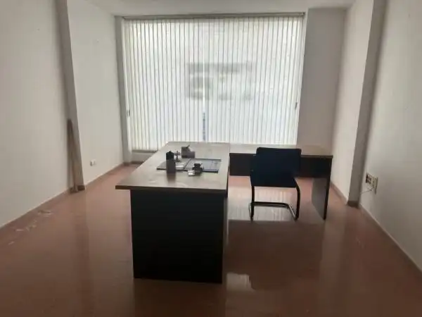 Büro zum Verkauf in Novelda mit Heizung