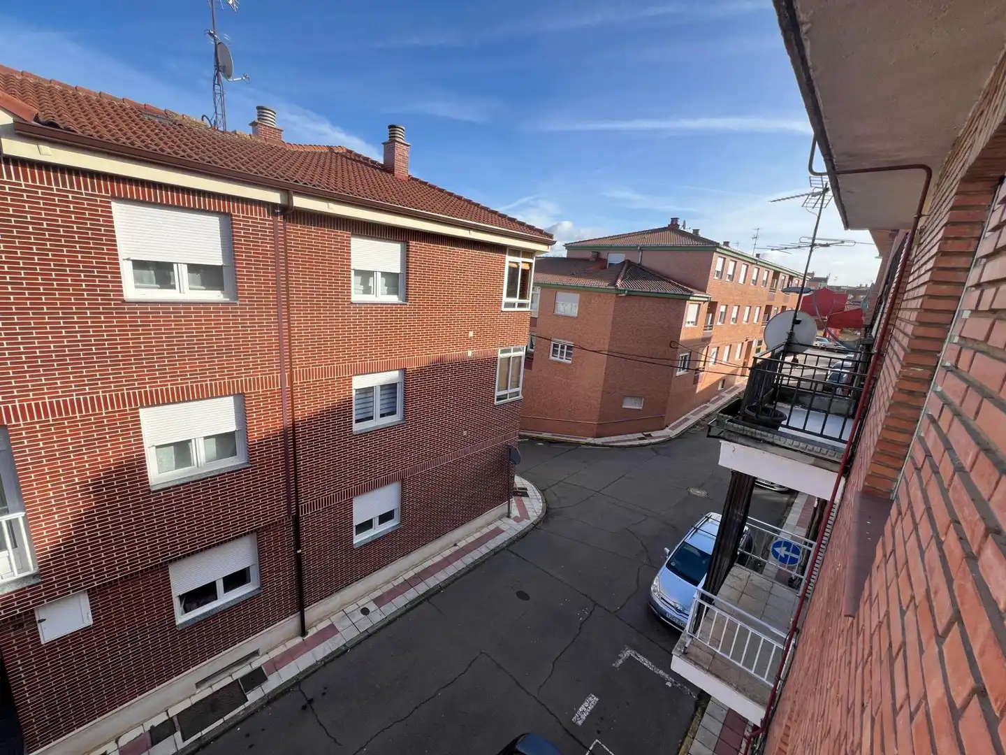 Vista exterior de Piso en venta en San Andrés del Rabanedo con Calefacción y Terraza
