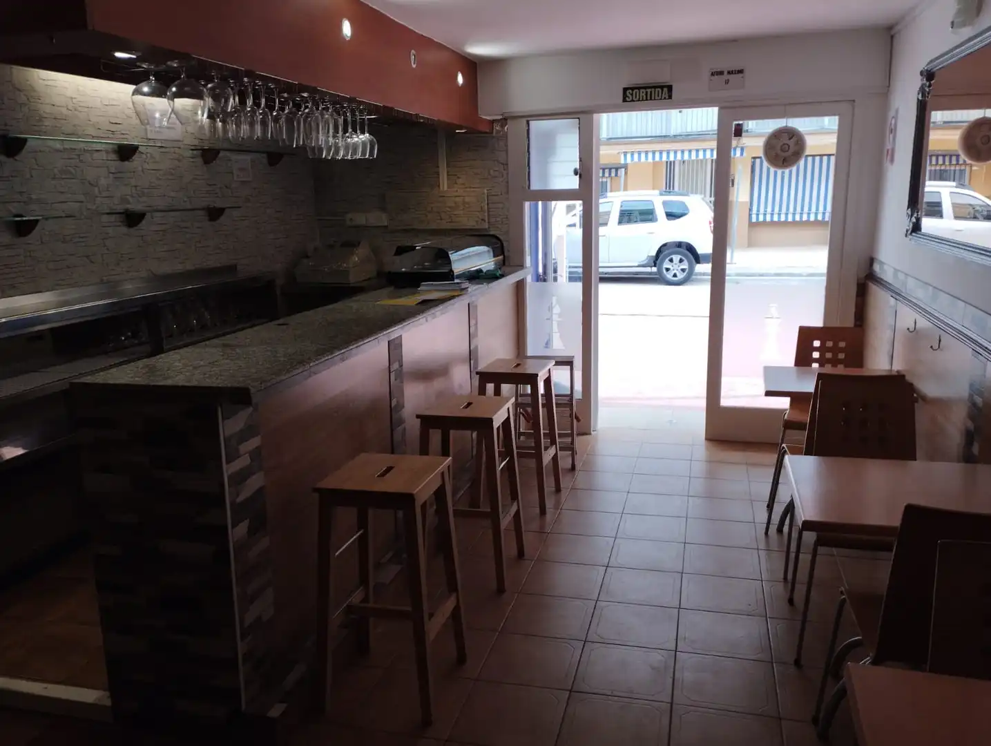 Business premises for sale in Avinguda de Manuel de Falla 14, imagen 3