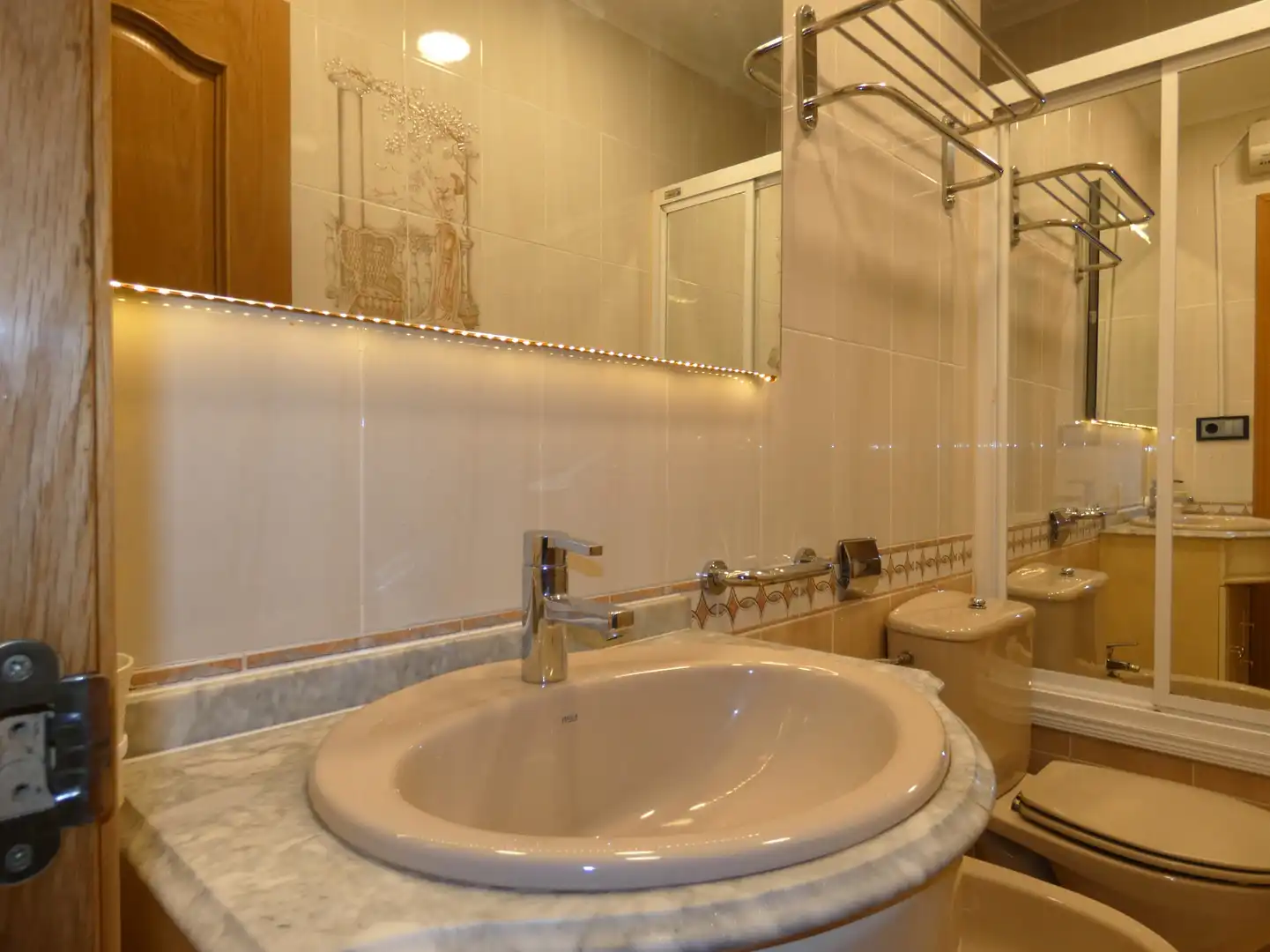 Baño de Piso en venta en Madrid con Aire acondicionado, Calefacción y Terraza