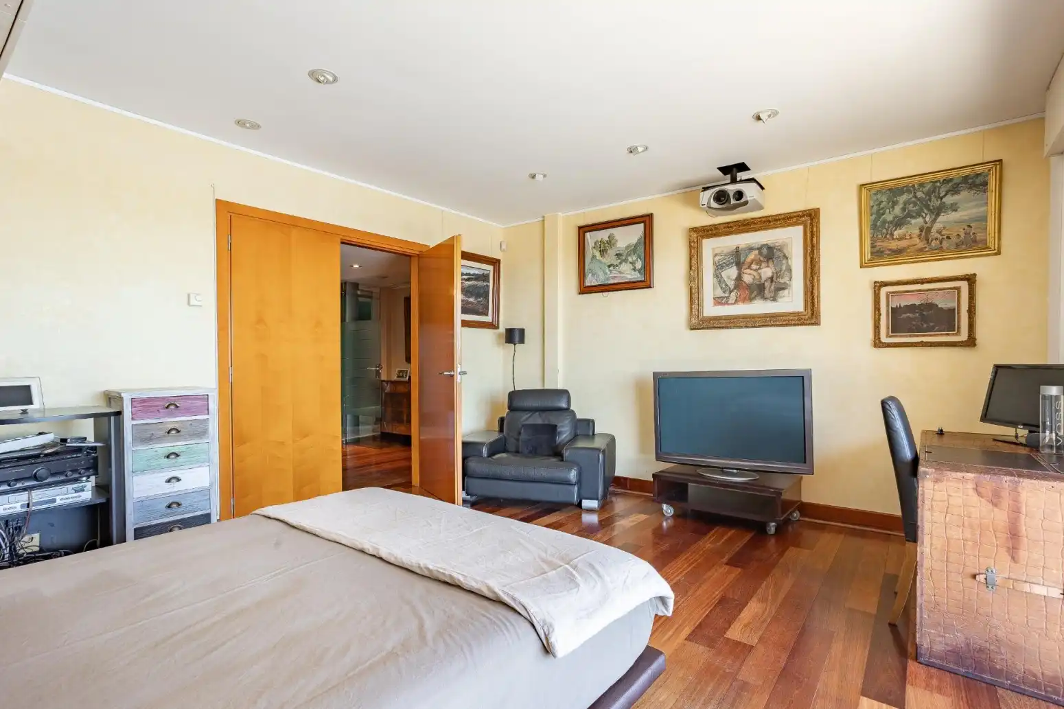 Casa o chalet en venta en Esplugues de Llobregat - Calle PERE BERRUGUETE, Ciutat Diagonal