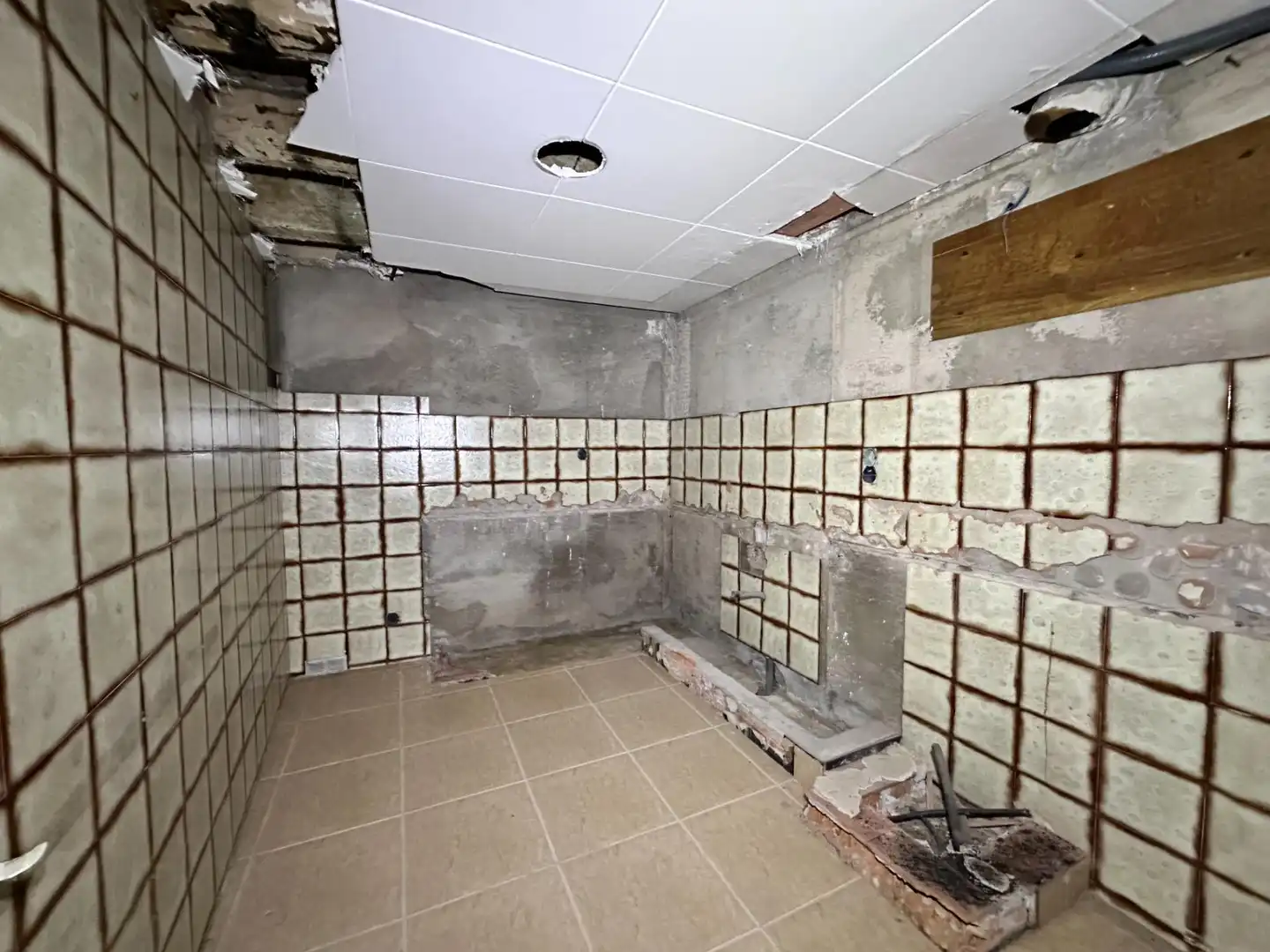 Badezimmer von Einfamilien-Reihenhaus zum Verkauf in Berga
