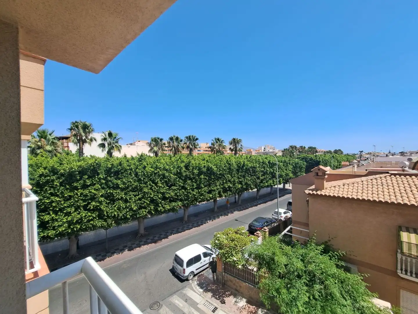 Flat with lift for sale in Avenida Roquetas de Mar 90