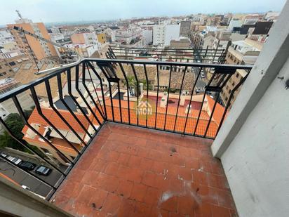 Terrassa de Pis en venda en Vila-real amb Terrassa i Balcó
