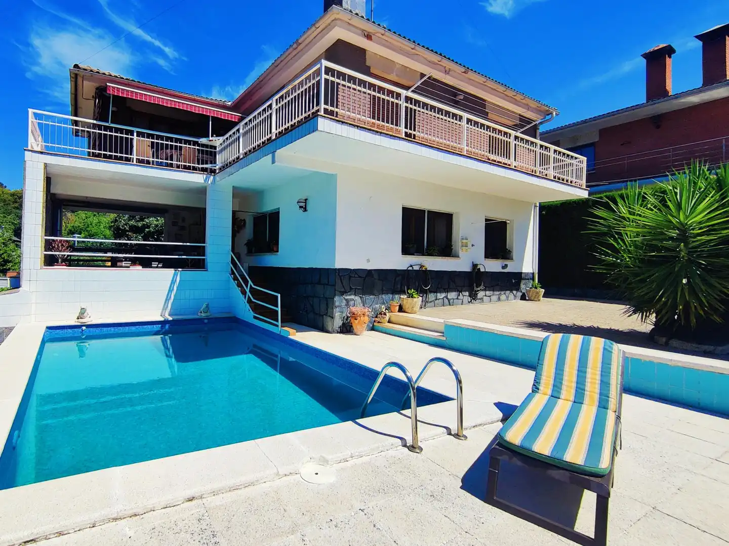Piscina de Casa o chalet en venta en Lliçà d'Amunt con Calefacción y Jardín privado