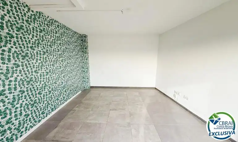 Apartamento en venta en Figueres con Piscina comunitaria