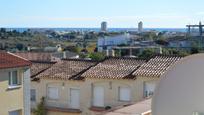 Vista exterior de Casa o xalet en venda en Calafell amb Calefacció i Terrassa