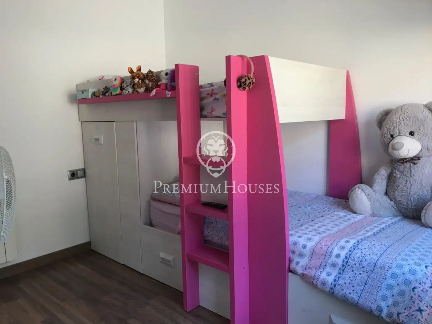 Bedroom of Detached homes for sale in Calafell  with Heating, Private garden and Parquet flooring