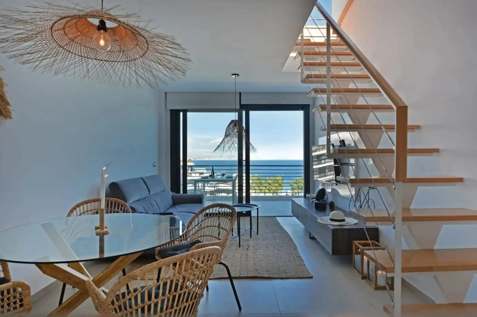 Living room of Attic for sale in Elche / Elx  with Air Conditioner, Private garden and Terrace