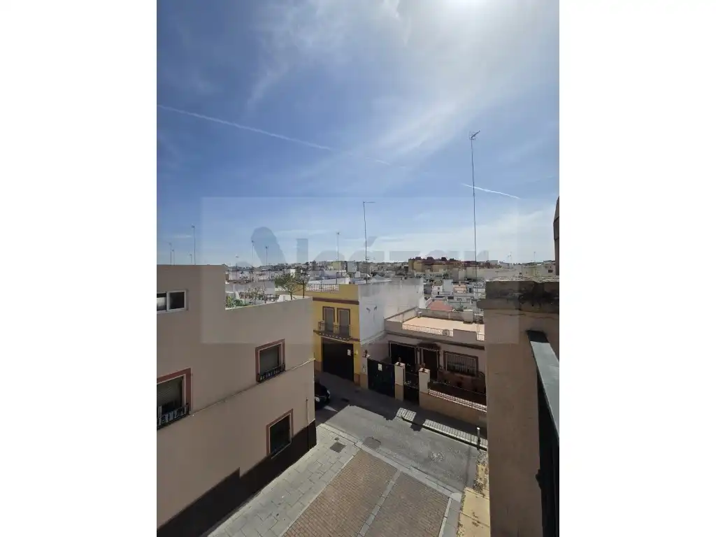 Vista exterior de Casa o xalet en venda en Alcalá de Guadaira