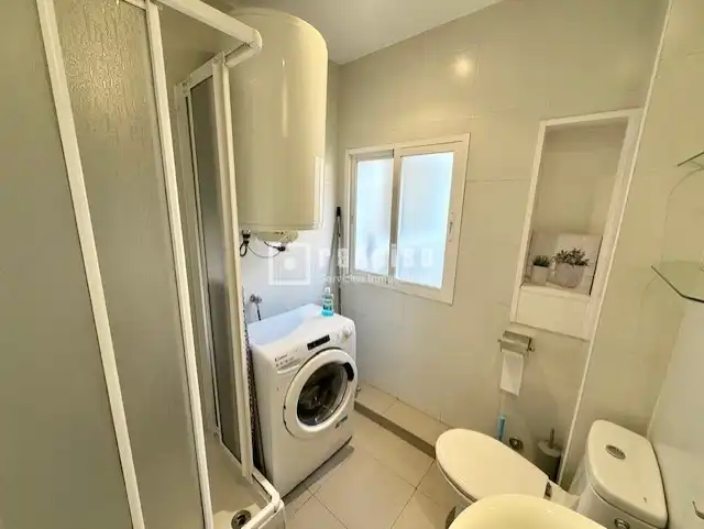 Baño de Piso en venta en Madrid con Aire acondicionado, Calefacción y Parquet