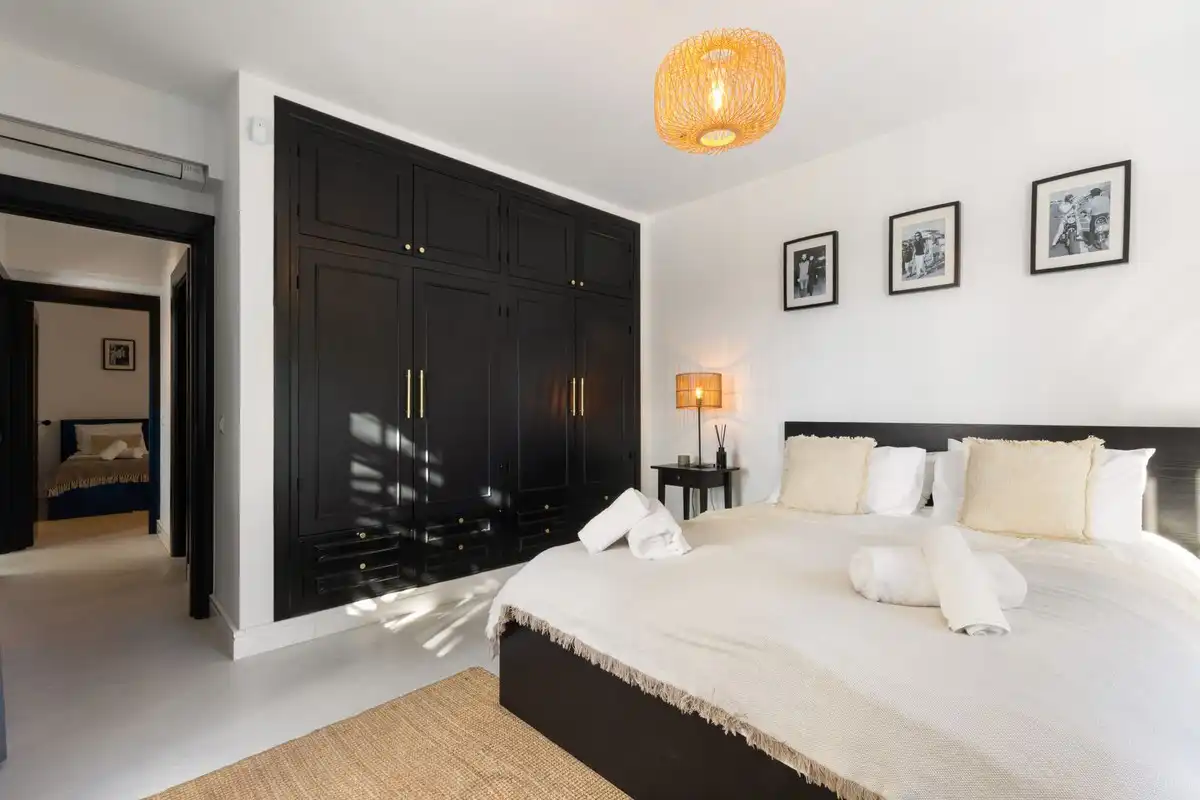Habitación de Casa o chalet en venta en Marbella con Piscina