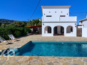 Xalet amb piscina en venda a LES SENIES